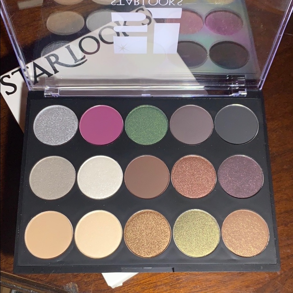 Starlook pallet ayes shadows New
